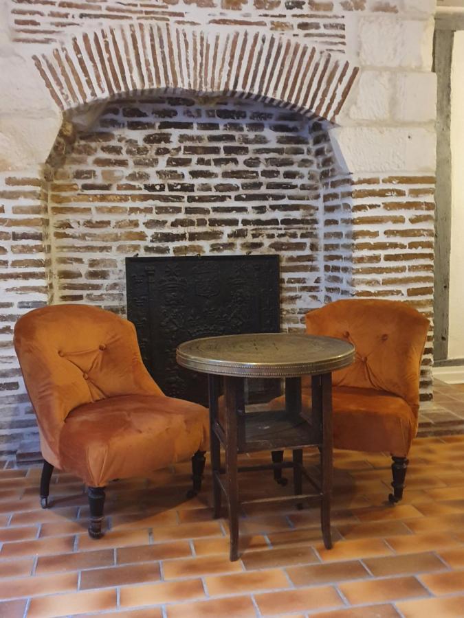 Le Logis Du Clocher Troyes Esterno foto