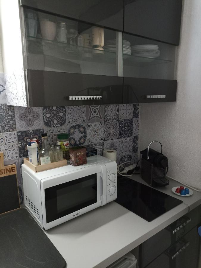 Le Logis Du Clocher Troyes Esterno foto