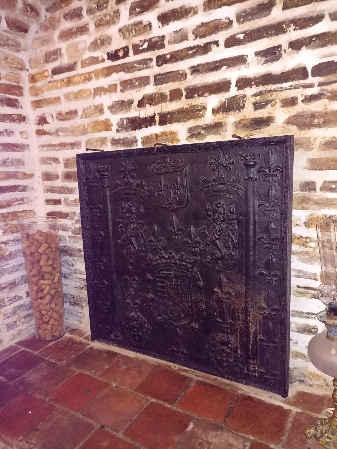 Le Logis Du Clocher Troyes Esterno foto