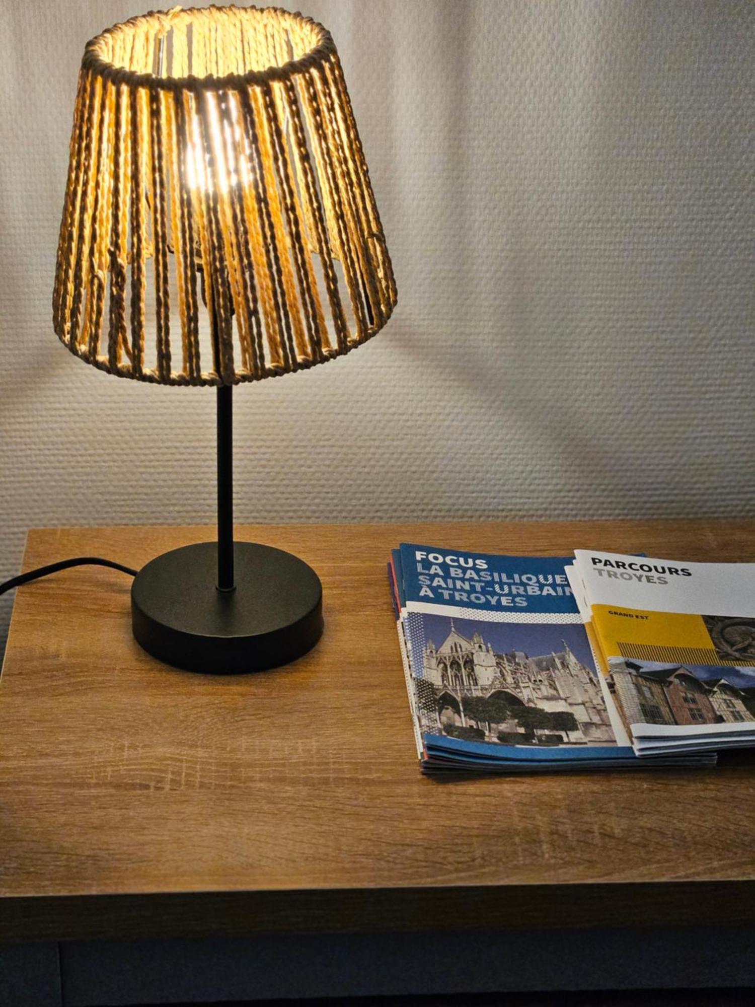 Le Logis Du Clocher Troyes Esterno foto